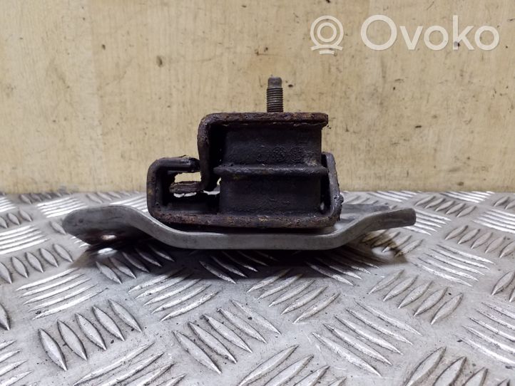 Subaru Legacy Supporto di montaggio del motore 41022FA000