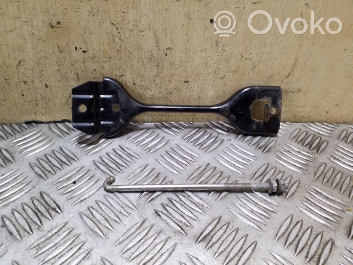 Subaru Outback Soporte para la batería 