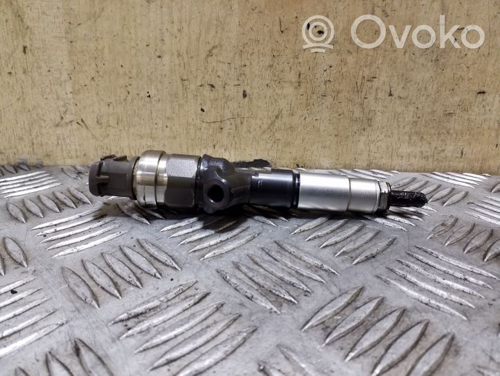 Subaru Outback Injecteur de carburant 16613AA030