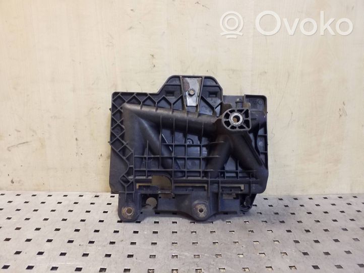 Volkswagen Polo V 6R Boîte de batterie 6Q0915331