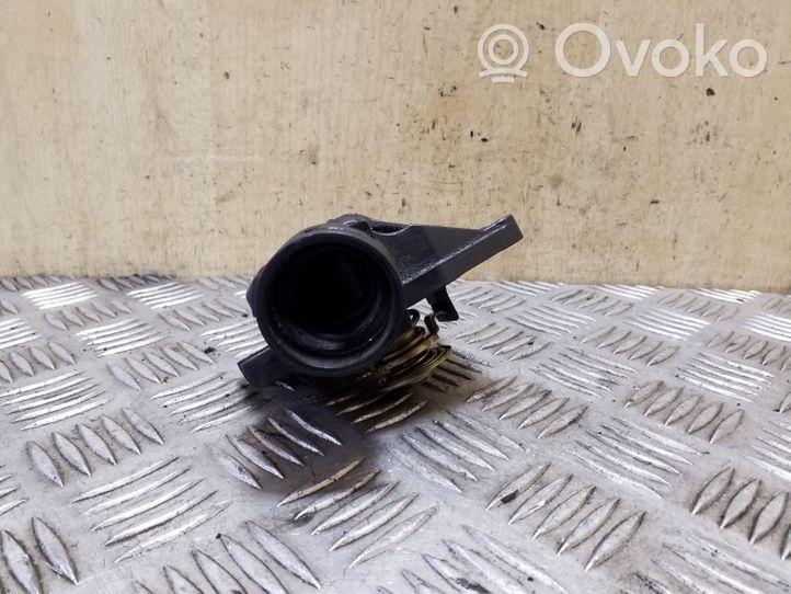 BMW X5 E53 Termostaatin kotelo 11512354056