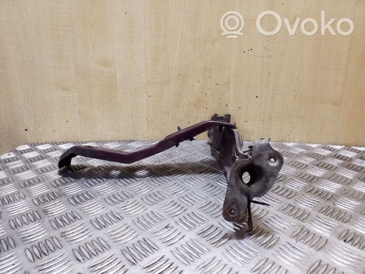 Audi 100 S4 C4 Pannello laterale di supporto del radiatore 