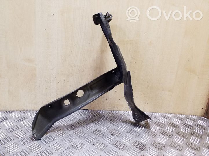 Audi 100 S4 C4 Pannello laterale di supporto del radiatore 