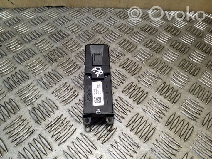 Volvo XC70 Electric window control switch 30773269