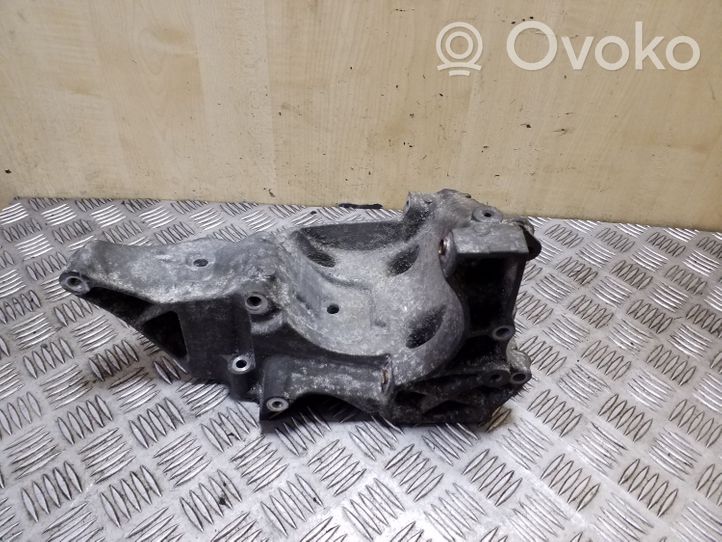 BMW X1 E84 Support de générateur / alternateur 11167802639