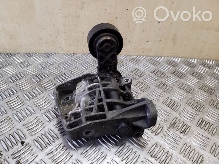 BMW X5 E70 Vairo stiprintuvo siurblio tvirtinimo kronšteinas 32427799862