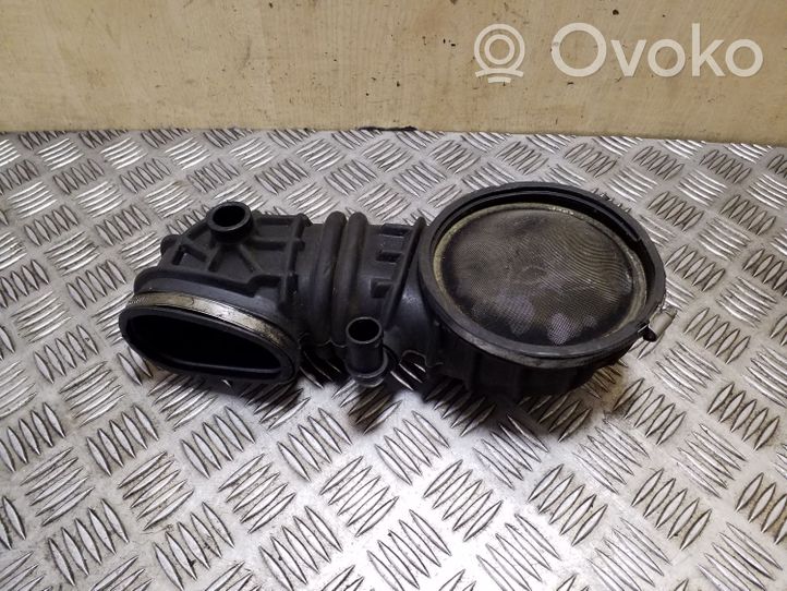 Audi 100 S4 C4 Oro paėmimo kanalo detalė (-ės) 054133357B