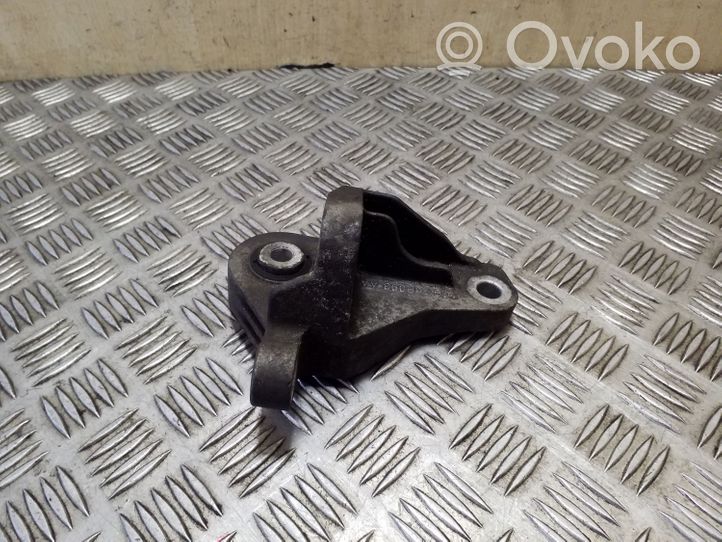 Ford Mondeo MK IV Supporto di montaggio scatola del cambio 9G916P093AA