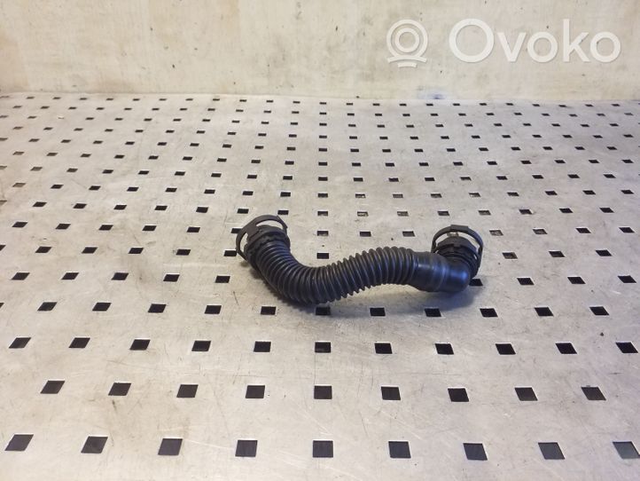 Volkswagen PASSAT B8 Breather/breather pipe/hose 