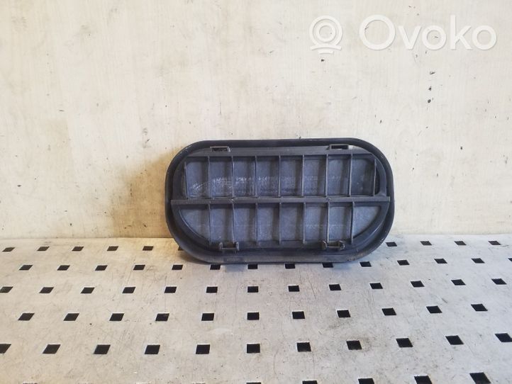 Volkswagen PASSAT B8 Ventilācijas režģis 6R0819465A