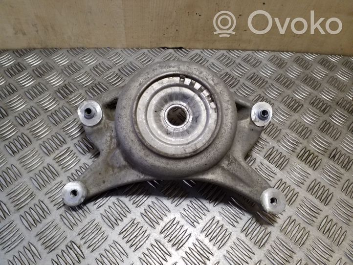 Audi Q5 SQ5 Supporto di montaggio della molla elicoidale 8K0412383F