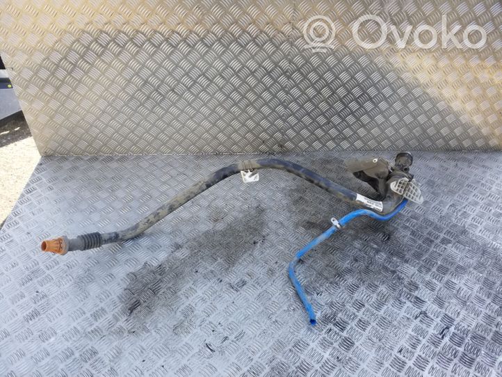 Mercedes-Benz ML W164 Tuyau de remplissage de réservoir de carburant A1644710223