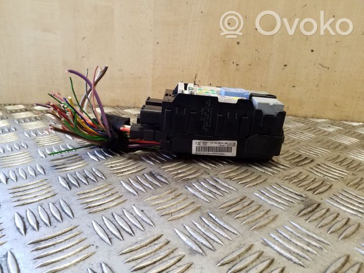 Citroen C4 Grand Picasso Module de fusibles 9665492680