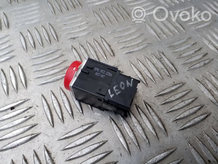 Seat Leon (1P) Hazard light switch 5P0953235A