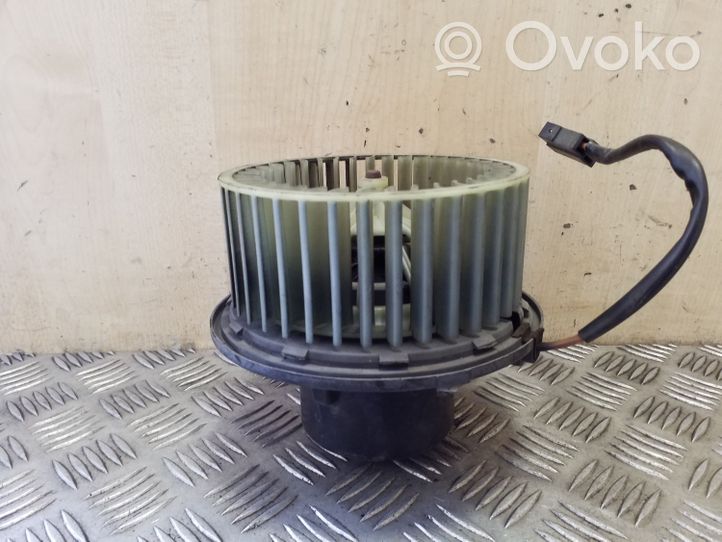 Audi 80 90 S2 B4 Pulseur d'air habitacle 3136612045