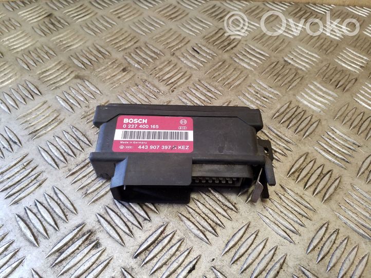 Audi 80 90 S2 B4 Autres unités de commande / modules 0227400165