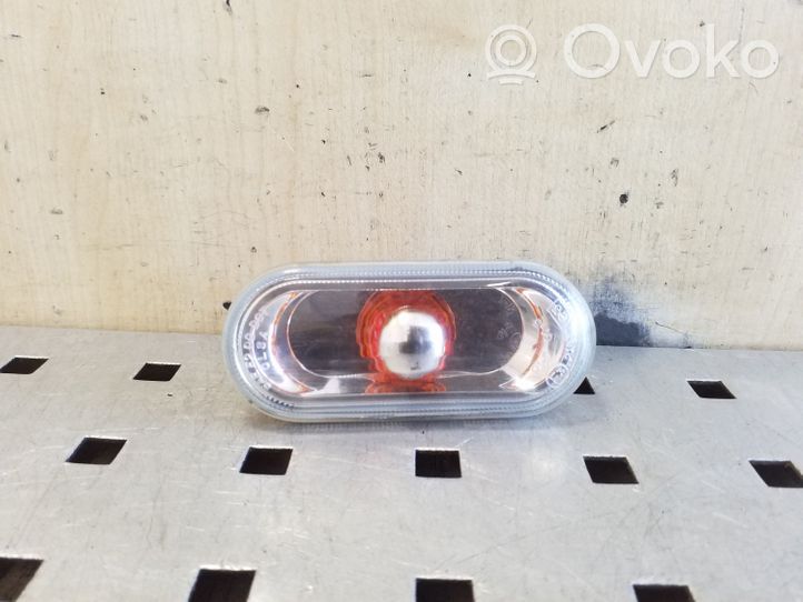 Volkswagen Caddy Front fender indicator light 2K09491178