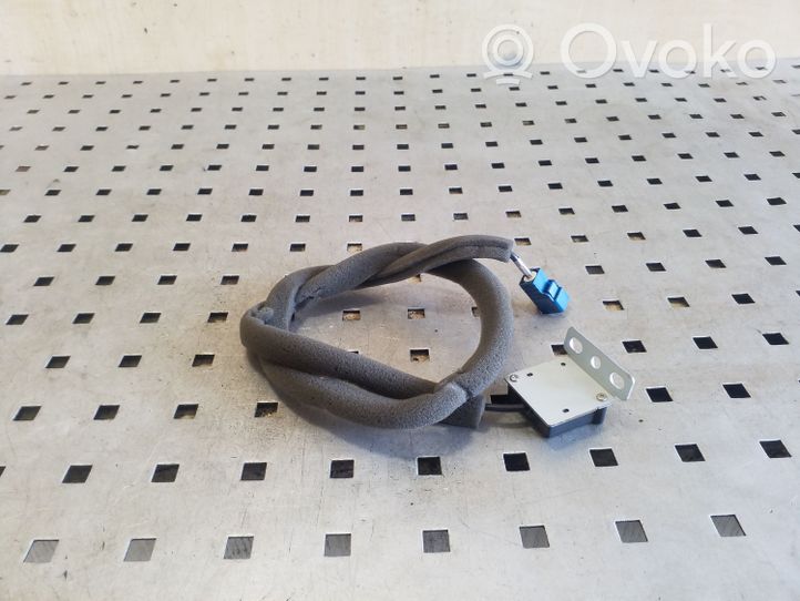 Nissan Qashqai Antena (GPS antena) 25975BB50A