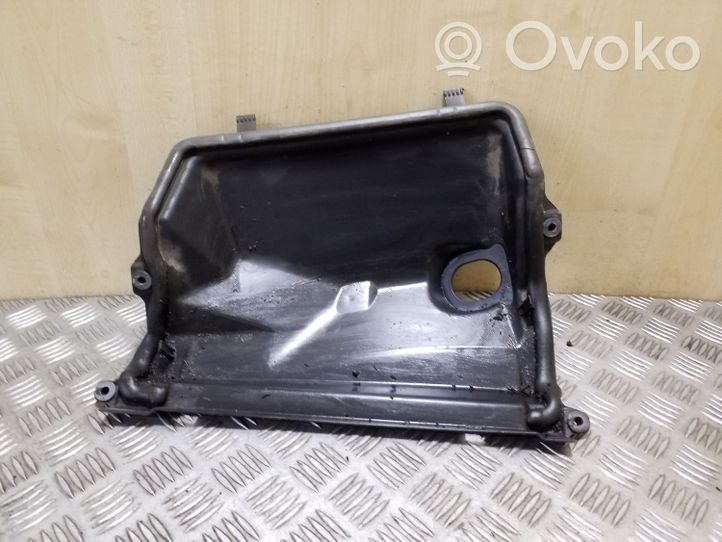 Renault Trafic III (X82) Rivestimento del tergicristallo 93868425