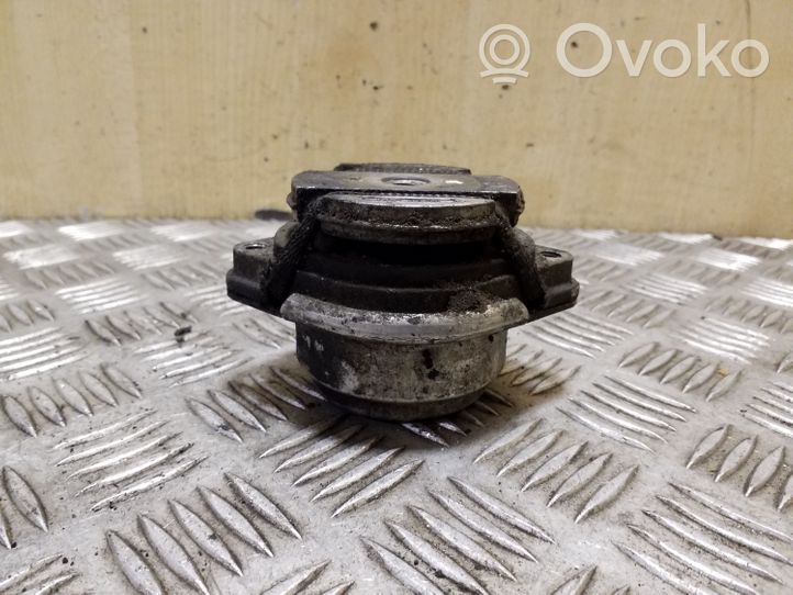 Audi A6 S6 C5 4B Pagalvė pavarų dėžės 3618280