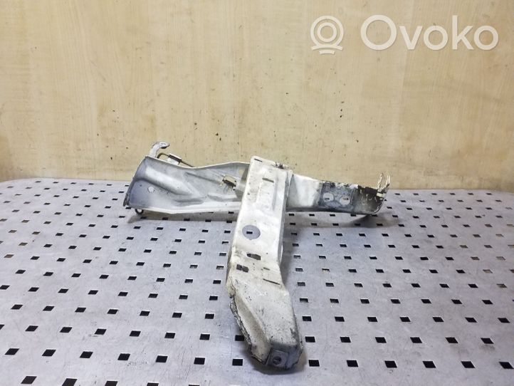 Audi A6 S6 C4 4A Staffa di montaggio del radiatore 4A0805808