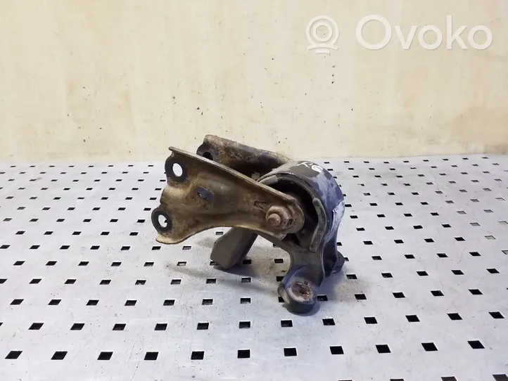 Honda CR-V Rear differential mounting bracket 