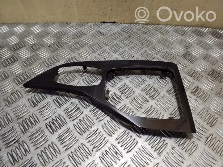 BMW X1 E84 Verkleidung Schalthebel (Kunststoff) 9252847