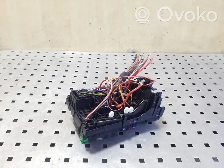 Audi A3 S3 8V Fuse module 5Q0937125C