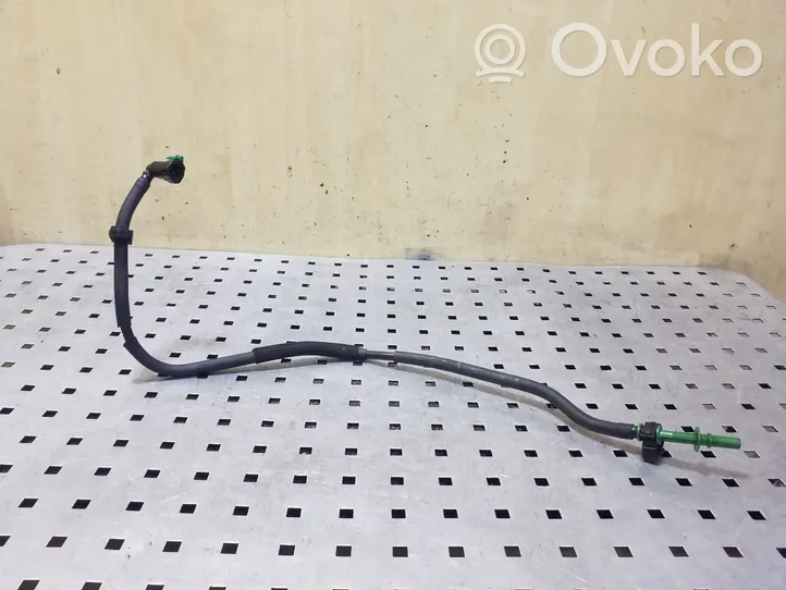 Ford Kuga II Fuel line/pipe/hose 