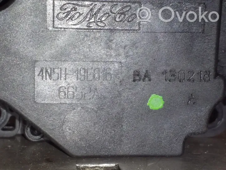 Volvo V40 Moteur / actionneur de volet de climatisation 4N5H19E616BA