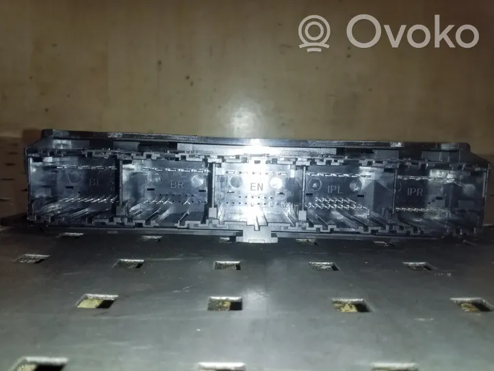 Volvo V40 Module de contrôle sans clé Go 30659775
