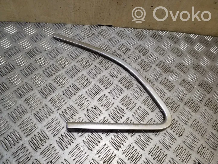 Volvo V40 Rivestimento vetro lato posteriore 