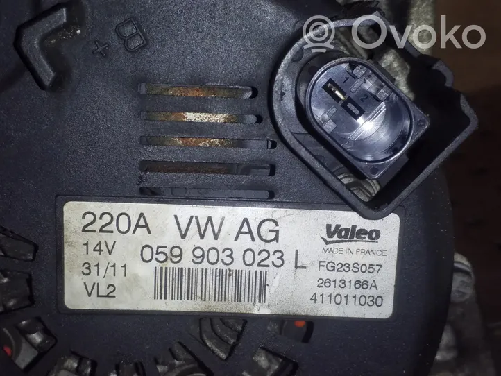 Volkswagen Touareg II Generator/alternator 059903023L