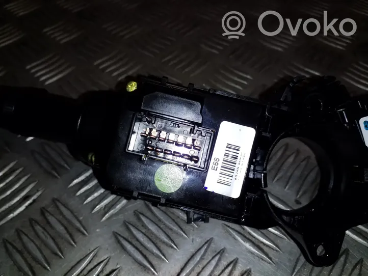 Hyundai ix35 Interruptor/palanca de limpiador de luz de giro 934202Y660