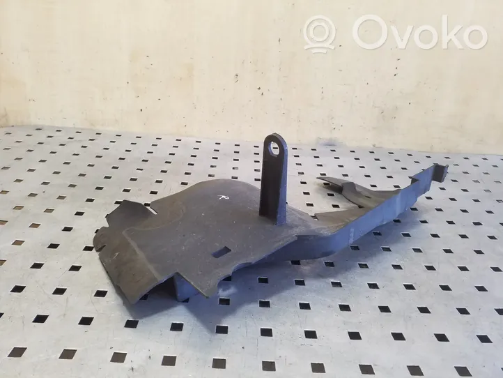 Audi TT TTS Mk2 Conducto/guía del intercooler 8J0121284A