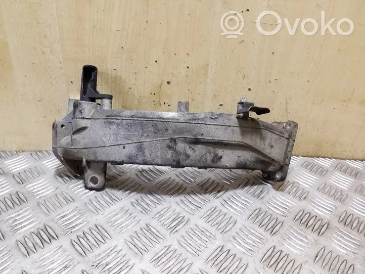 Mercedes-Benz ML W163 EGR-linjan letku A6121410104