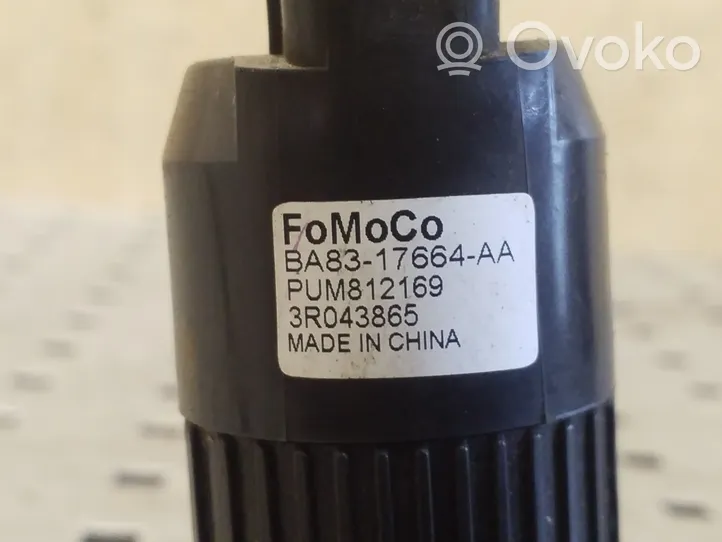 Ford Mondeo MK V Pompa spryskiwacza szyby przedniej / czołowej BA8317664AA