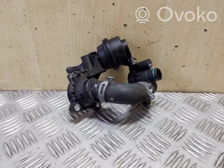 Porsche Cayenne (92A) Tuyau de liquide de refroidissement moteur 059121625C