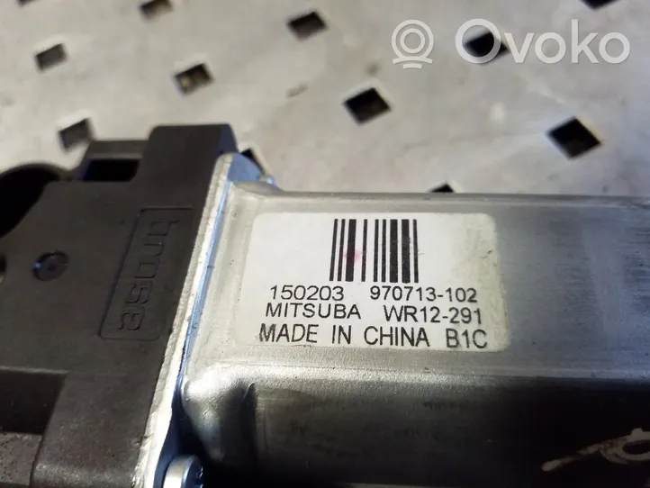 Volvo XC70 Moteur de lève-vitre de porte avant 970713102