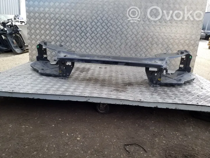 Volvo XC70 Support de radiateur sur cadre face avant 