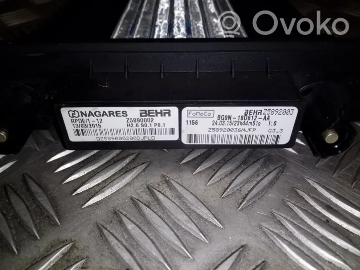 Volvo XC70 Elektrinis salono pečiuko radiatorius Z5890002