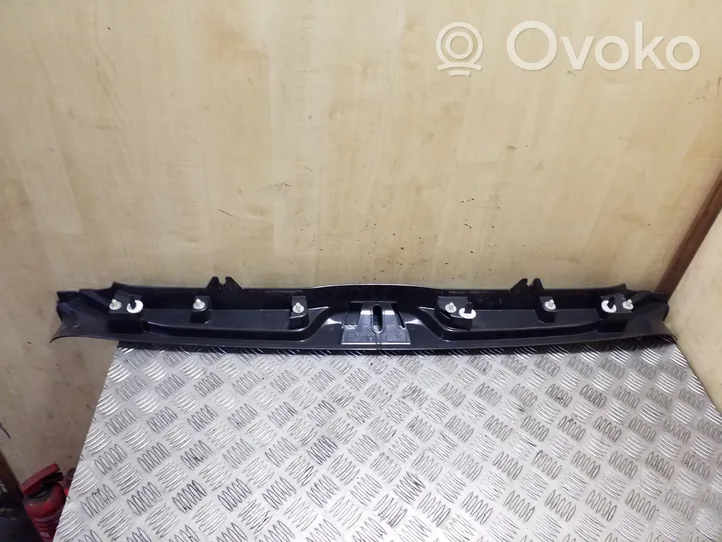 Volvo XC70 Tavaratilan kynnyksen suoja 