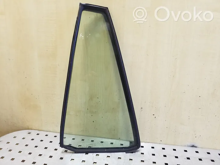 Toyota RAV 4 (XA20) Rear vent window glass 