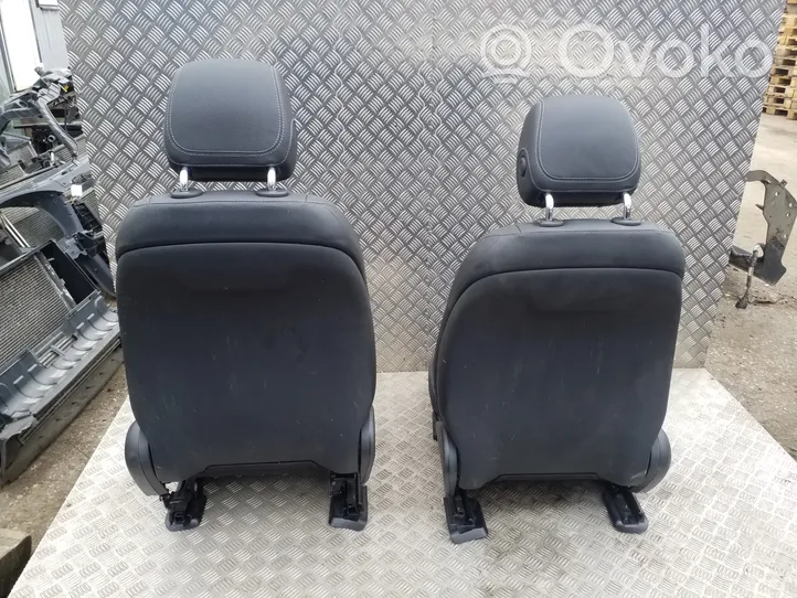 Mercedes-Benz GLC X253 C253 Set interni 