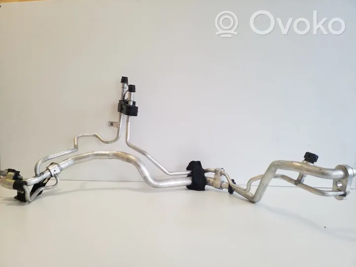 Land Rover Evoque II Tubo flessibile aria condizionata (A/C) K8D219A834BC