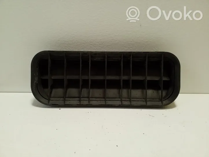 Volkswagen Transporter - Caravelle T5 Quarter panel pressure vent 7E0819181