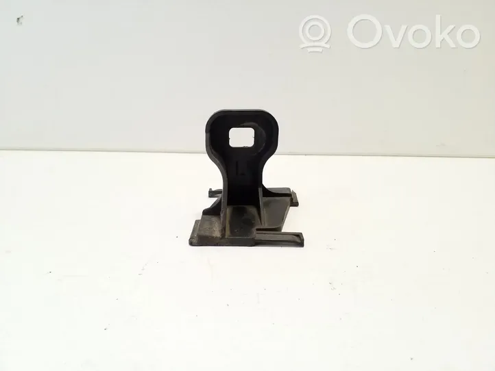 Audi Q3 8U Staffa faro/fanale 8U0805334