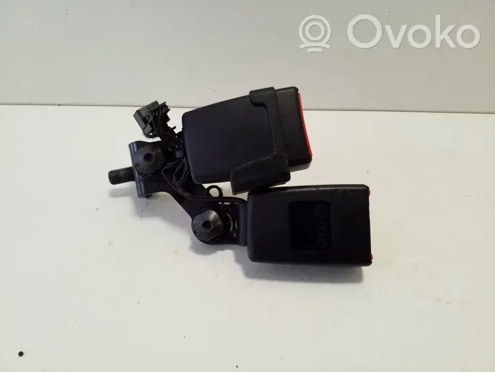 Audi Q3 8U Klamra tylnego pasa bezpieczeństwa 4G0857739A