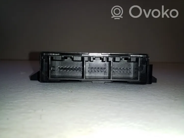 Audi Q3 8U Sterownik / Moduł parkowania PDC 8X0919475M