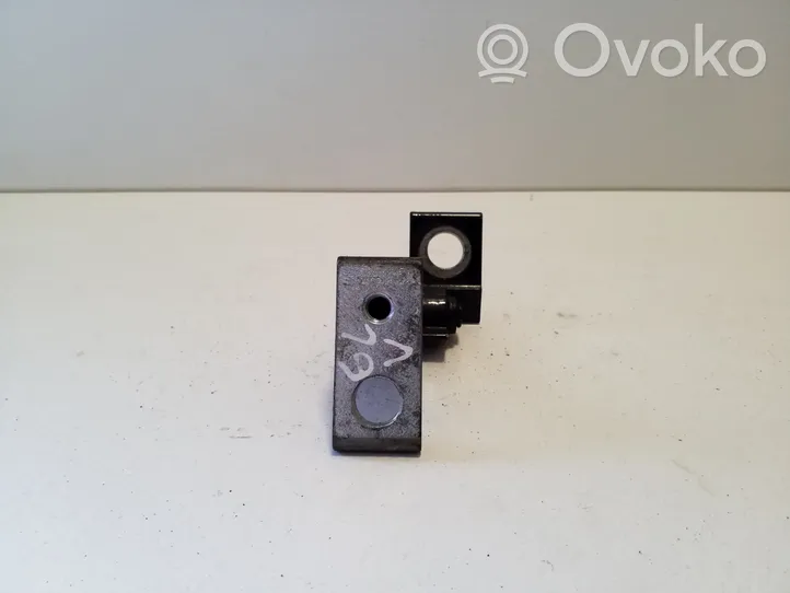 Audi Q3 8U Rear door upper hinge 8X0831403B